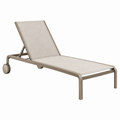 Sonnenliege 200 x 70 x 90 cm Metall und Textilbespannung Beige verstellbar mit Rollen